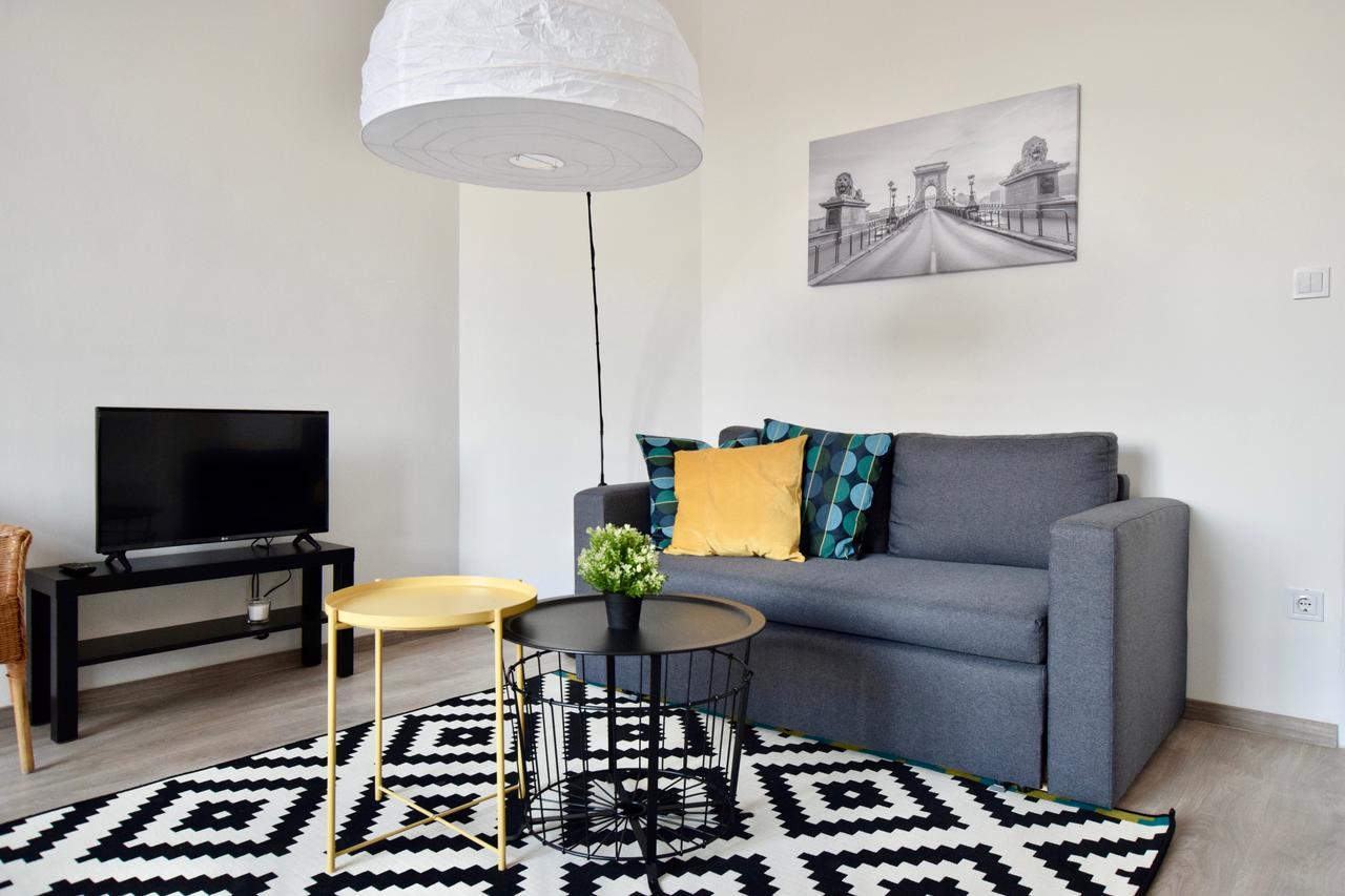 Standard Apartment By Hi5 - Bazilika Suite Budapeşte Dış mekan fotoğraf