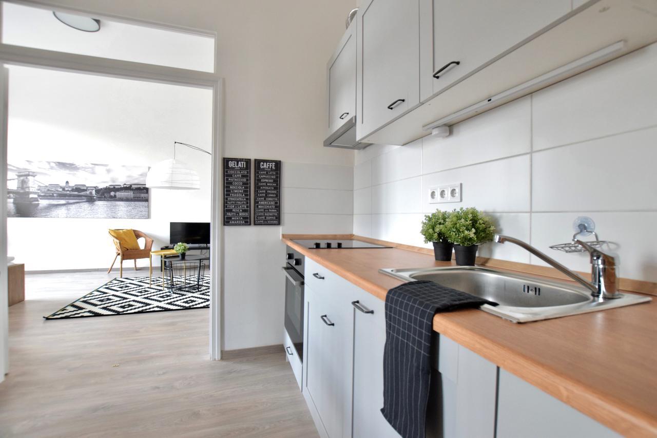 Standard Apartment By Hi5 - Bazilika Suite Budapeşte Dış mekan fotoğraf